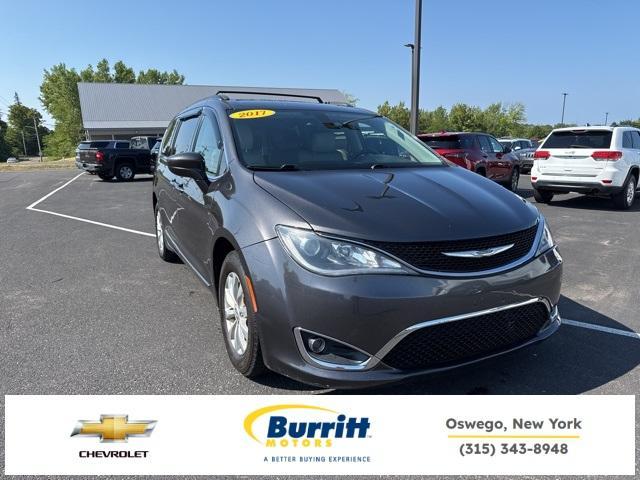 used 2017 Chrysler Pacifica car, priced at $15,585