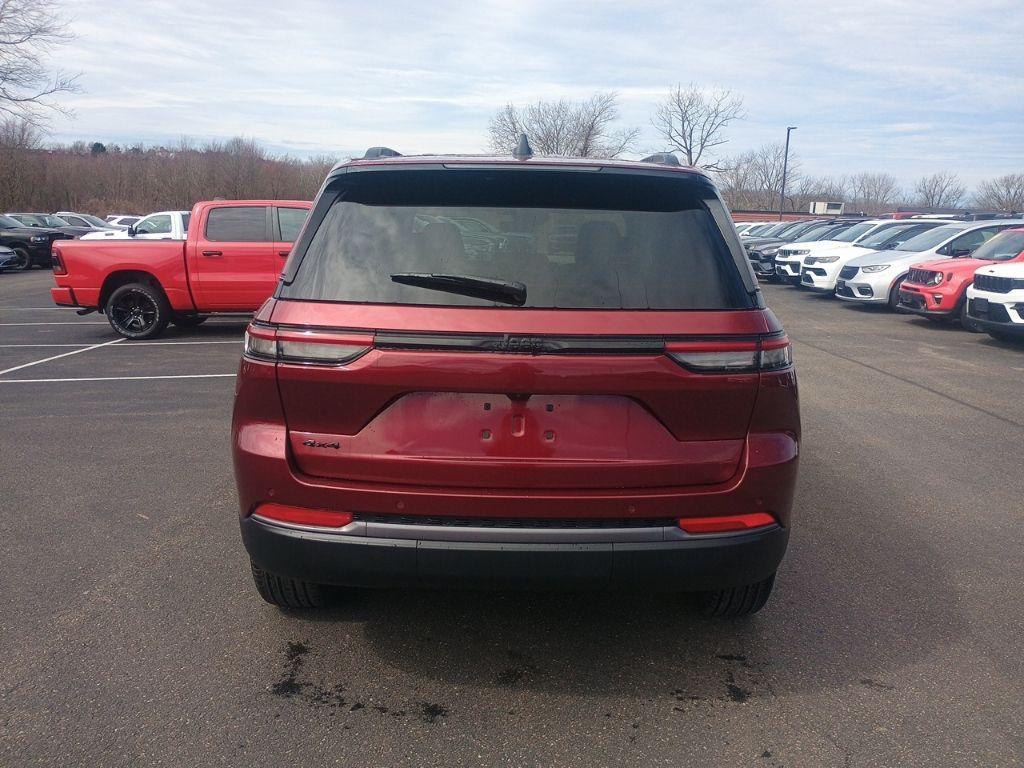 new 2026 Jeep Grand Cherokee car, priced at $48,960