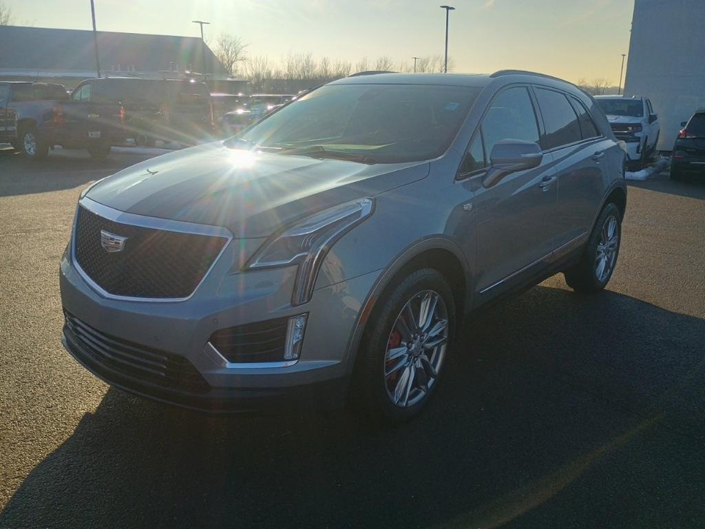 used 2023 Cadillac XT5 car, priced at $32,885