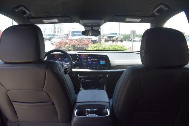 new 2026 Chevrolet Traverse car, priced at $42,609