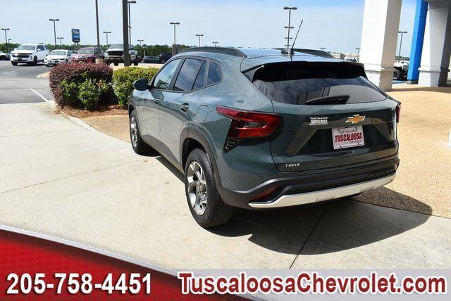 used 2025 Chevrolet Trax car, priced at $22,696