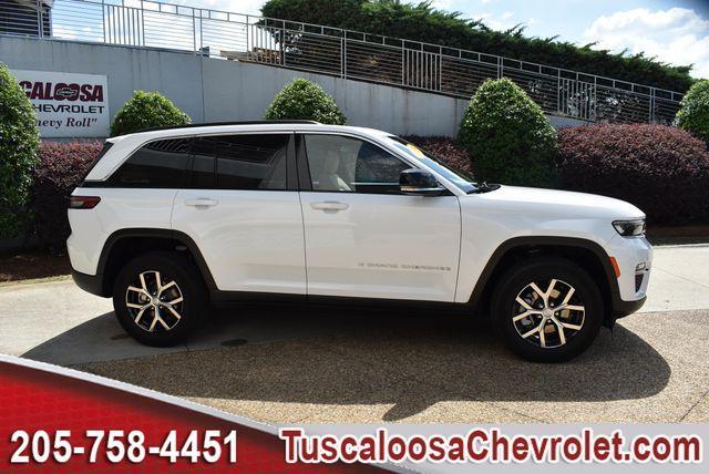 used 2024 Jeep Grand Cherokee car, priced at $36,134