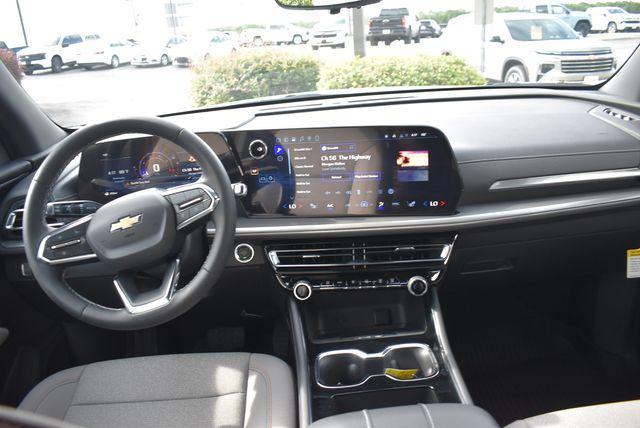 new 2026 Chevrolet Traverse car, priced at $39,885