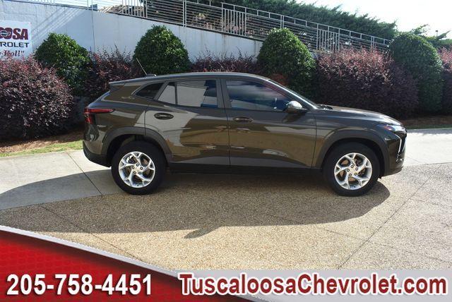 used 2024 Chevrolet Trax car, priced at $20,540