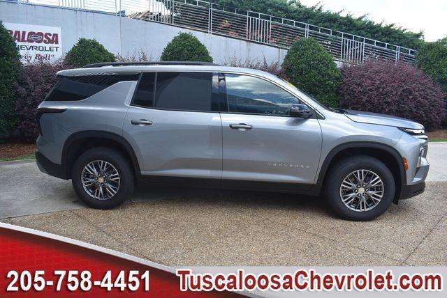 used 2025 Chevrolet Traverse car, priced at $39,025