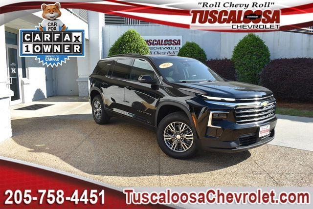 used 2025 Chevrolet Traverse car, priced at $34,513