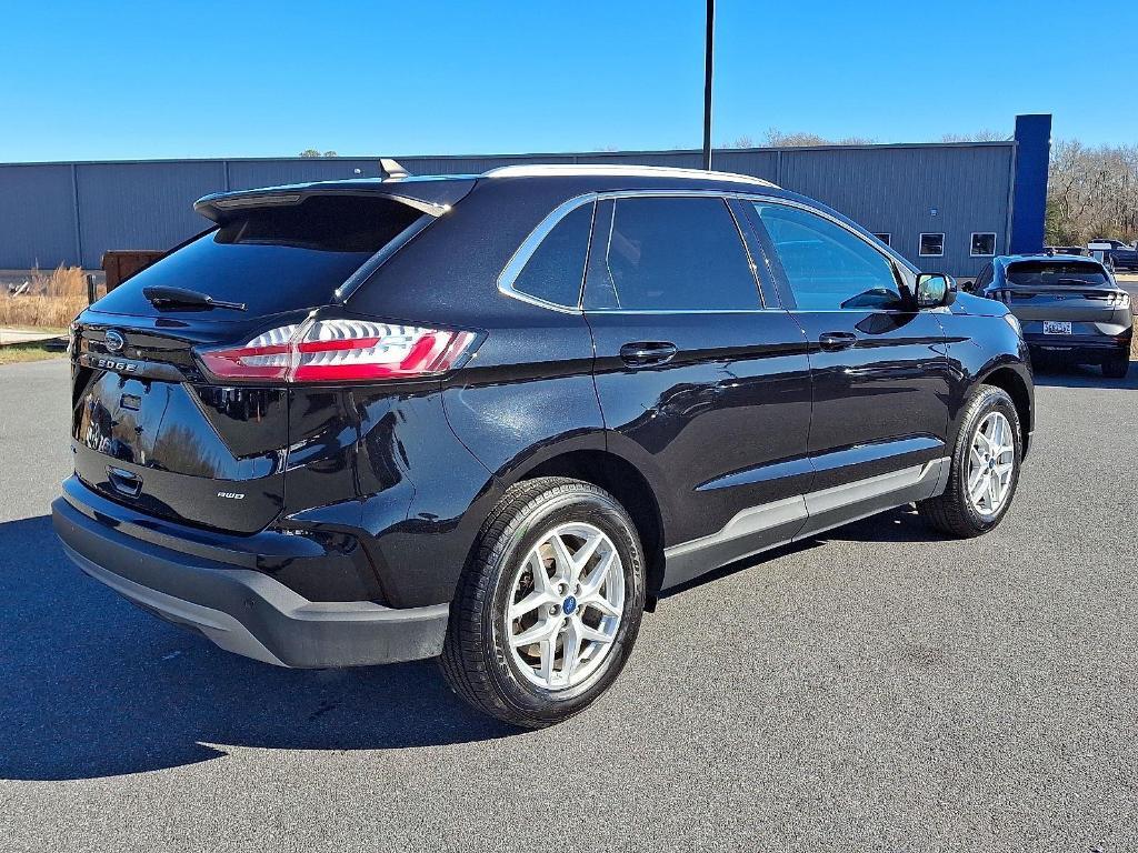 used 2022 Ford Edge car, priced at $25,000