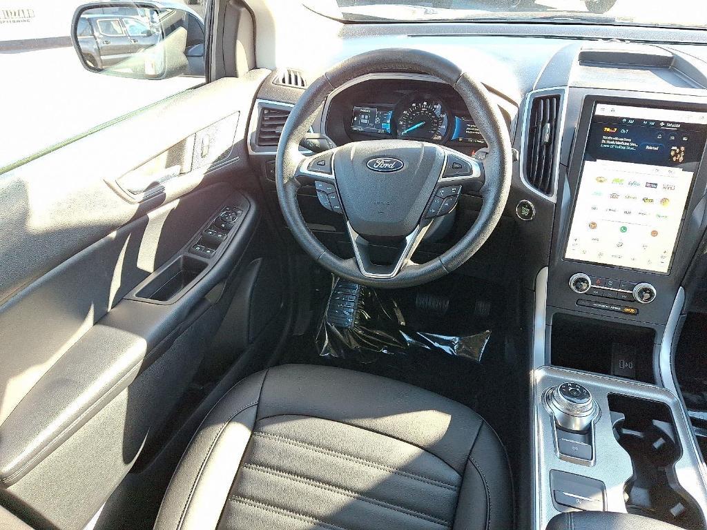 used 2022 Ford Edge car, priced at $25,000