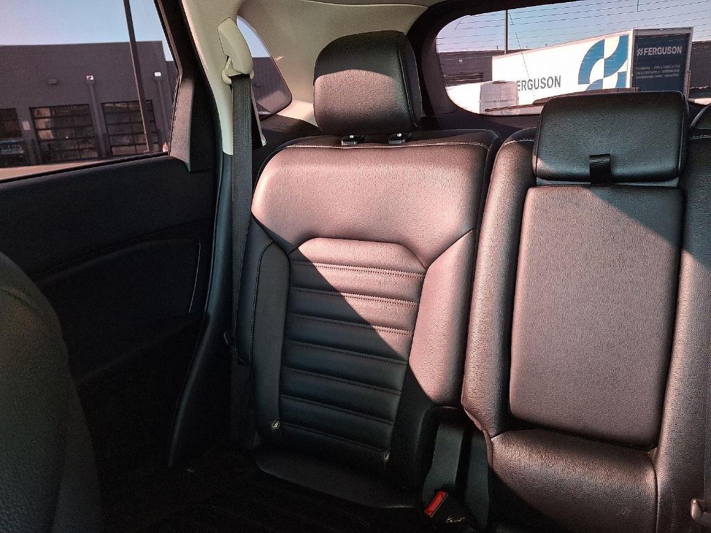 used 2022 Ford Edge car, priced at $25,000