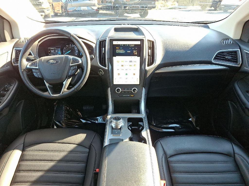 used 2022 Ford Edge car, priced at $25,000
