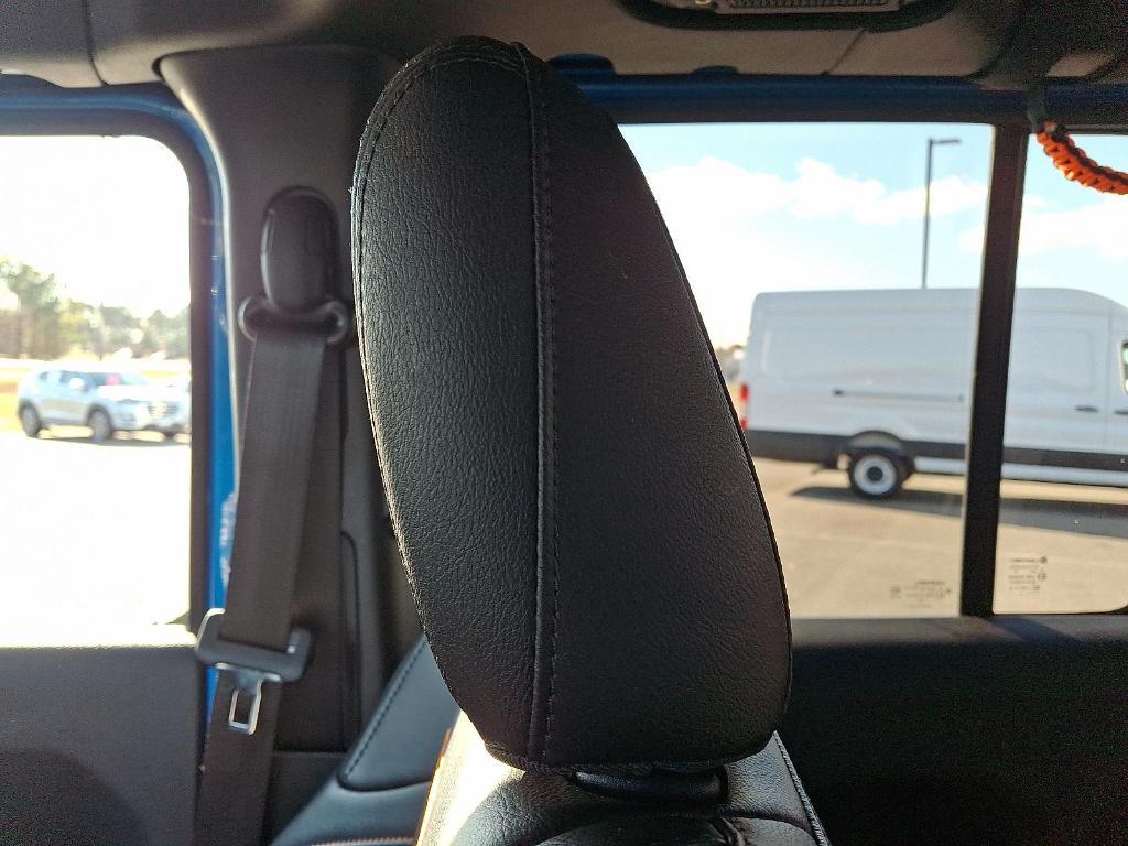 used 2023 Jeep Gladiator car, priced at $41,500