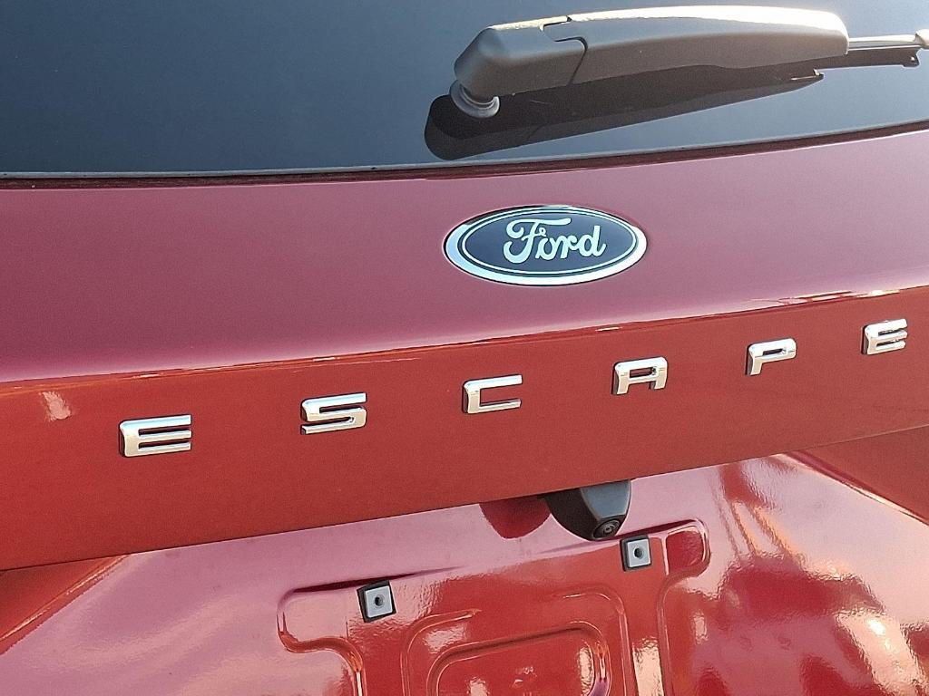 new 2025 Ford Escape car, priced at $27,965