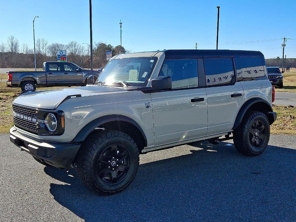 new 2025 Ford Bronco car, priced at $47,396