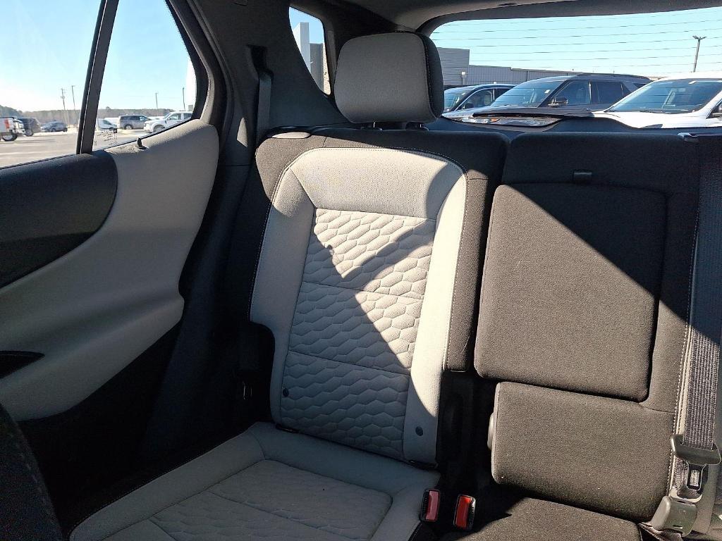 used 2021 Chevrolet Equinox car, priced at $17,500