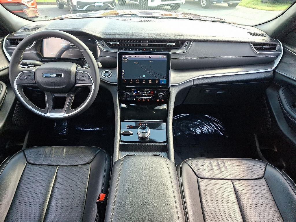 used 2024 Jeep Grand Cherokee car, priced at $35,400