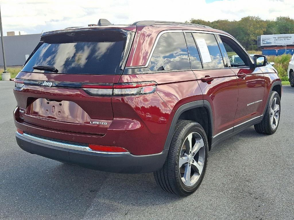 used 2024 Jeep Grand Cherokee car, priced at $35,400