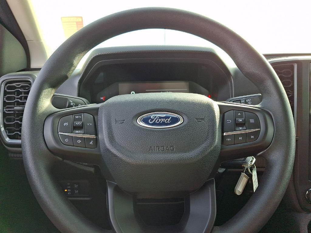 new 2025 Ford Ranger car, priced at $35,101