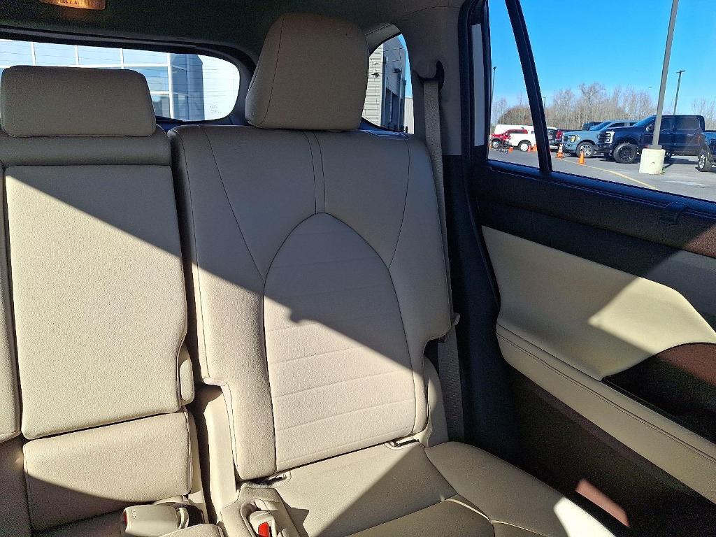 used 2022 Toyota Highlander car, priced at $34,000