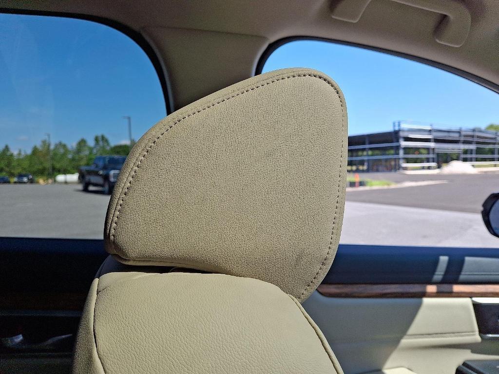 used 2020 Honda CR-V car, priced at $25,500