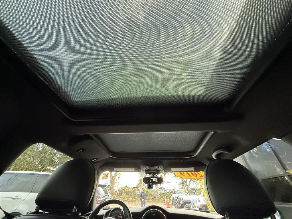 used 2019 MINI Hardtop car, priced at $10,995