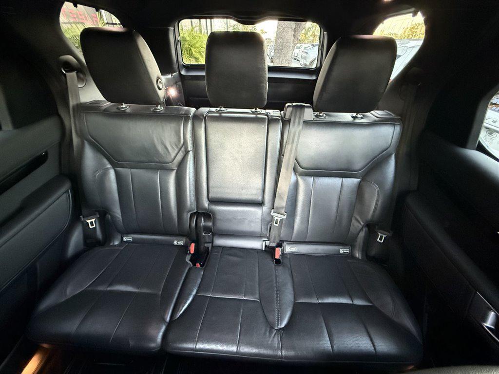 used 2020 Land Rover Discovery car, priced at $13,995