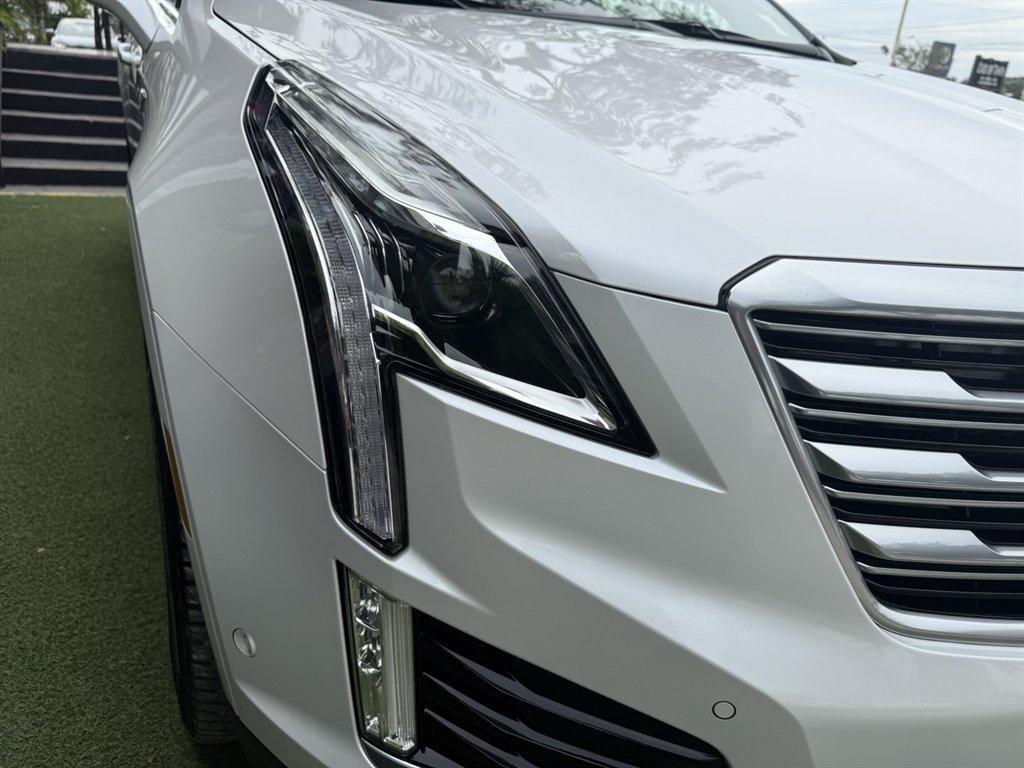 used 2017 Cadillac XT5 car, priced at $16,995