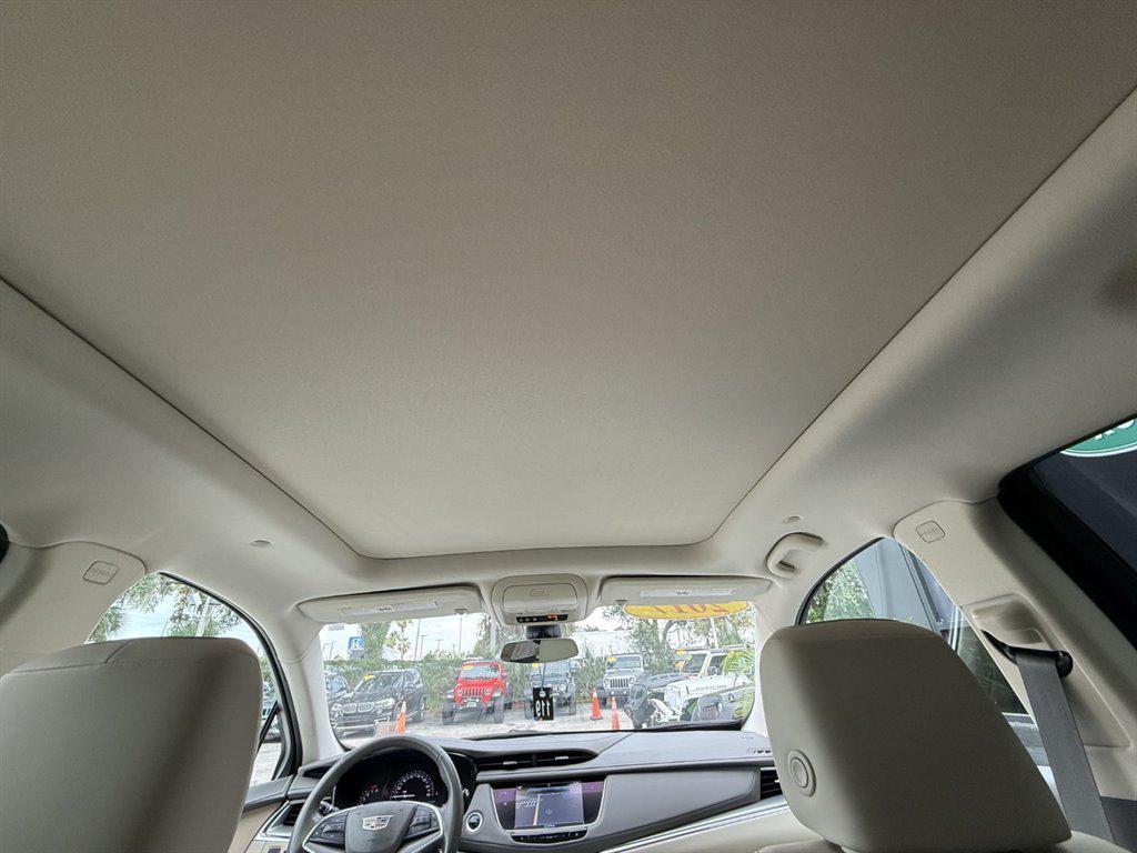 used 2017 Cadillac XT5 car, priced at $16,995