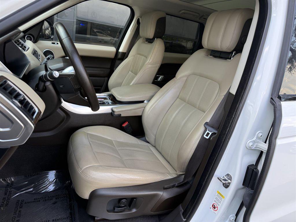 Land Rover Range Rover Sport view 15
