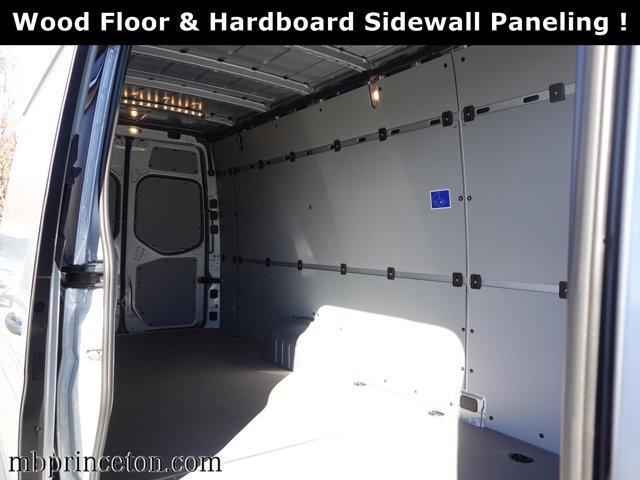 new 2025 Mercedes-Benz Sprinter 3500 car, priced at $86,575