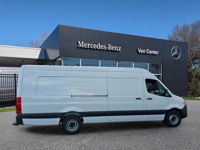 new 2026 Mercedes-Benz Sprinter 2500 car, priced at $66,926