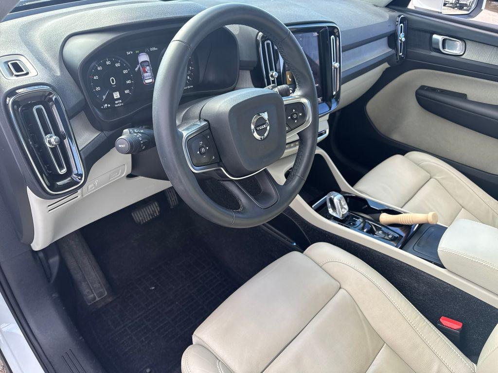 used 2022 Volvo XC40 car, priced at $23,997