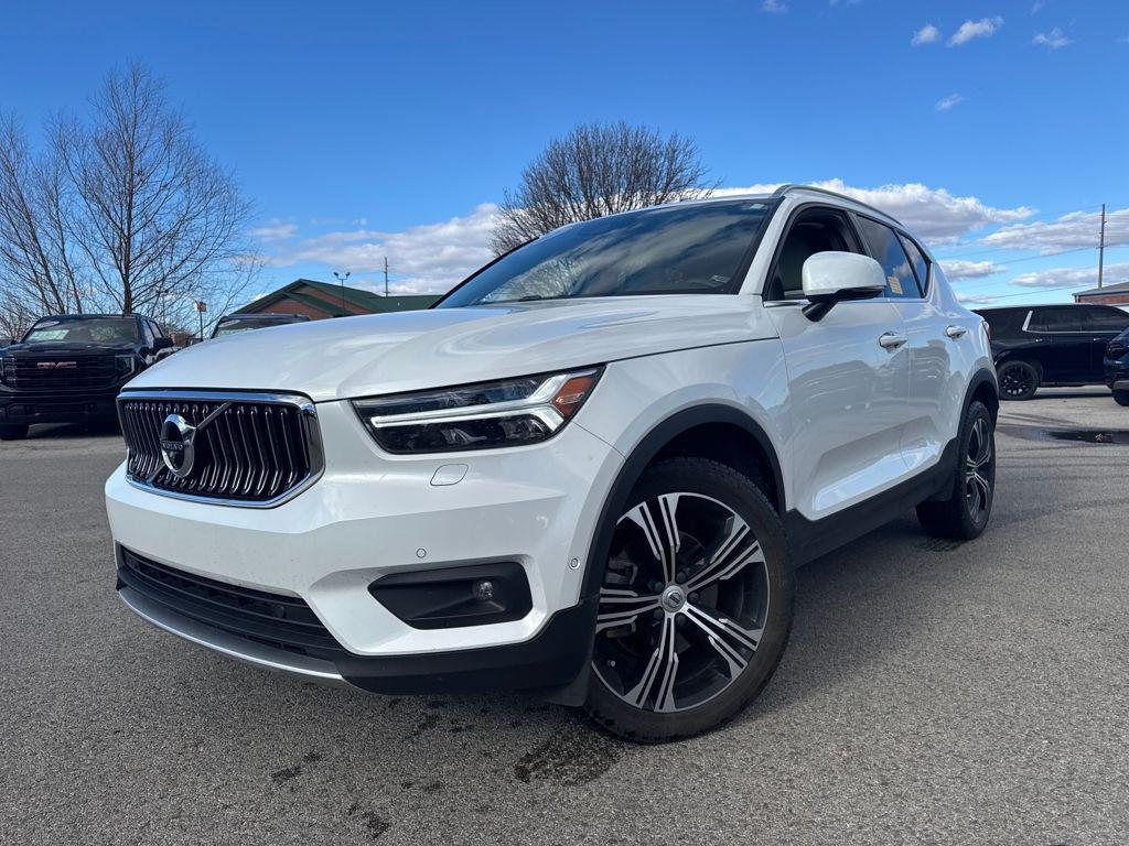 used 2022 Volvo XC40 car, priced at $23,997