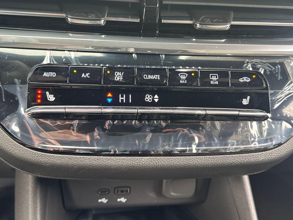 new 2026 Buick Envista car, priced at $30,666