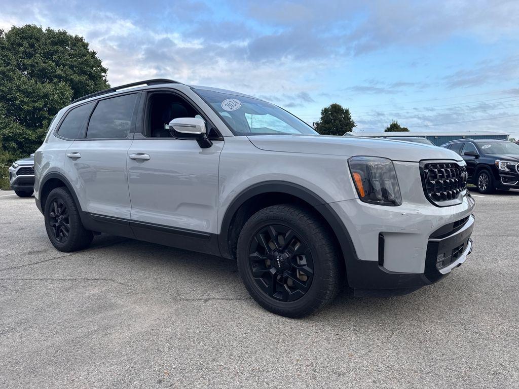used 2024 Kia Telluride car, priced at $37,997