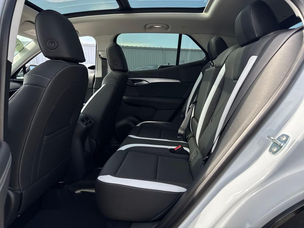 new 2025 Buick Envision car, priced at $39,638