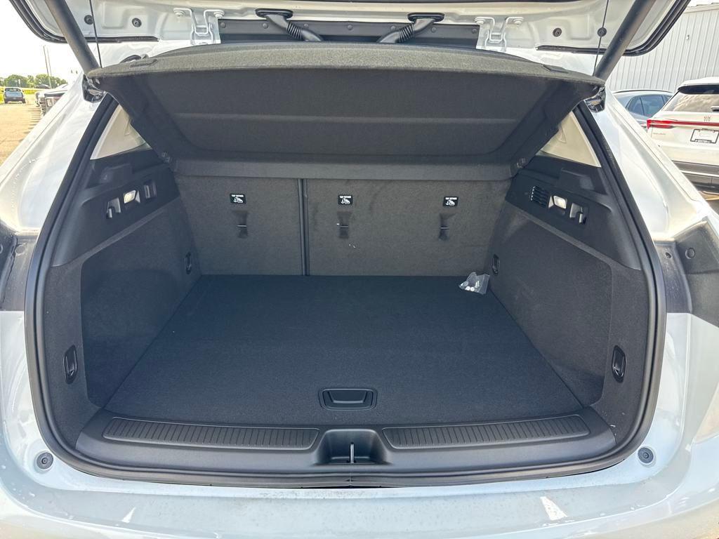 new 2025 Buick Envision car, priced at $39,638