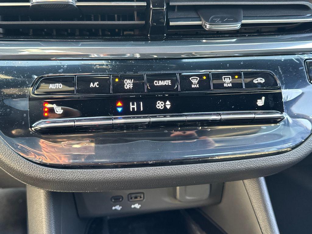 new 2026 Buick Envista car, priced at $30,666