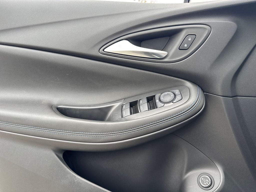 new 2026 Buick Encore GX car, priced at $29,322