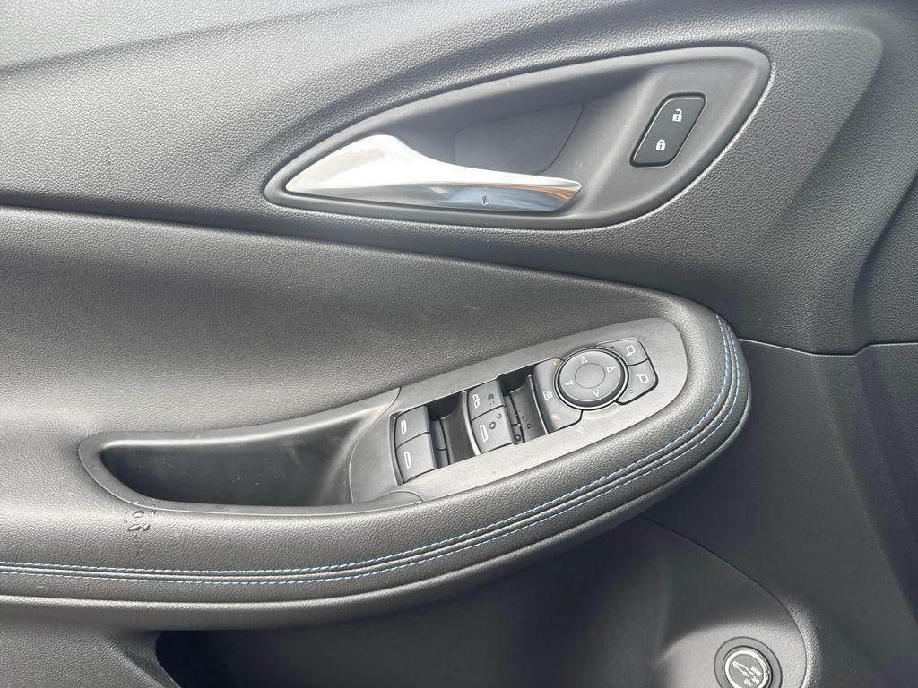 new 2026 Buick Encore GX car, priced at $29,768