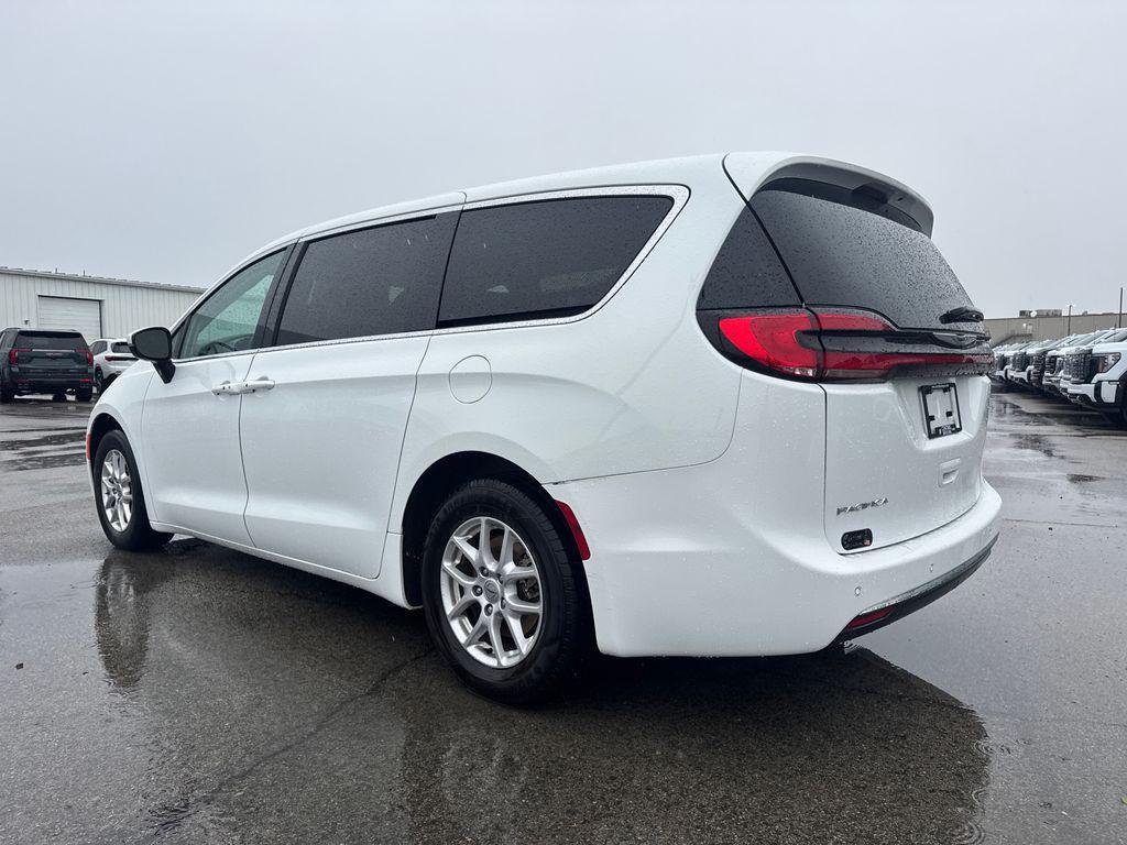 used 2023 Chrysler Pacifica car, priced at $24,997