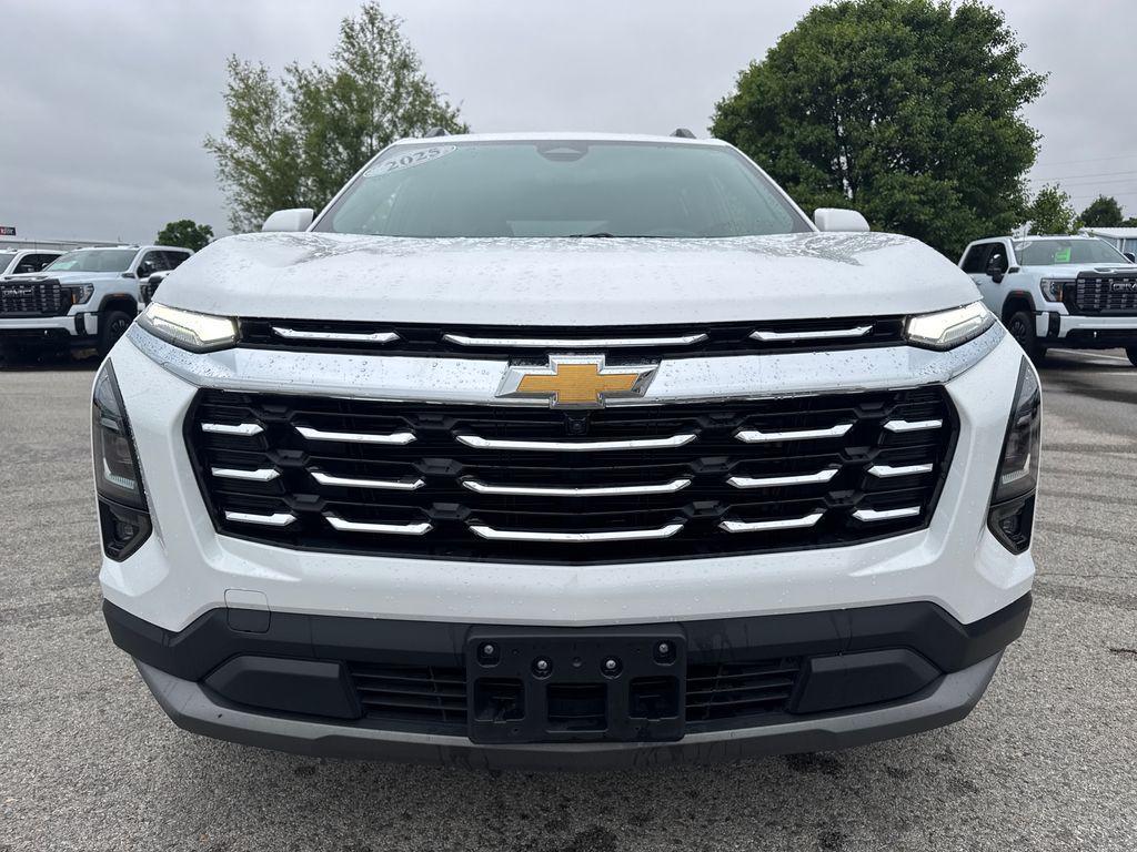 used 2025 Chevrolet Equinox car, priced at $25,997