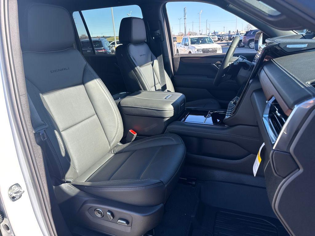 new 2026 GMC Yukon XL car, priced at $84,565