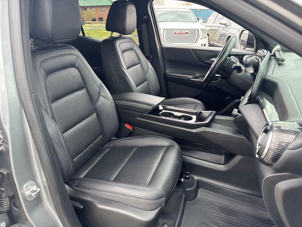 used 2025 Chevrolet Equinox car, priced at $24,997