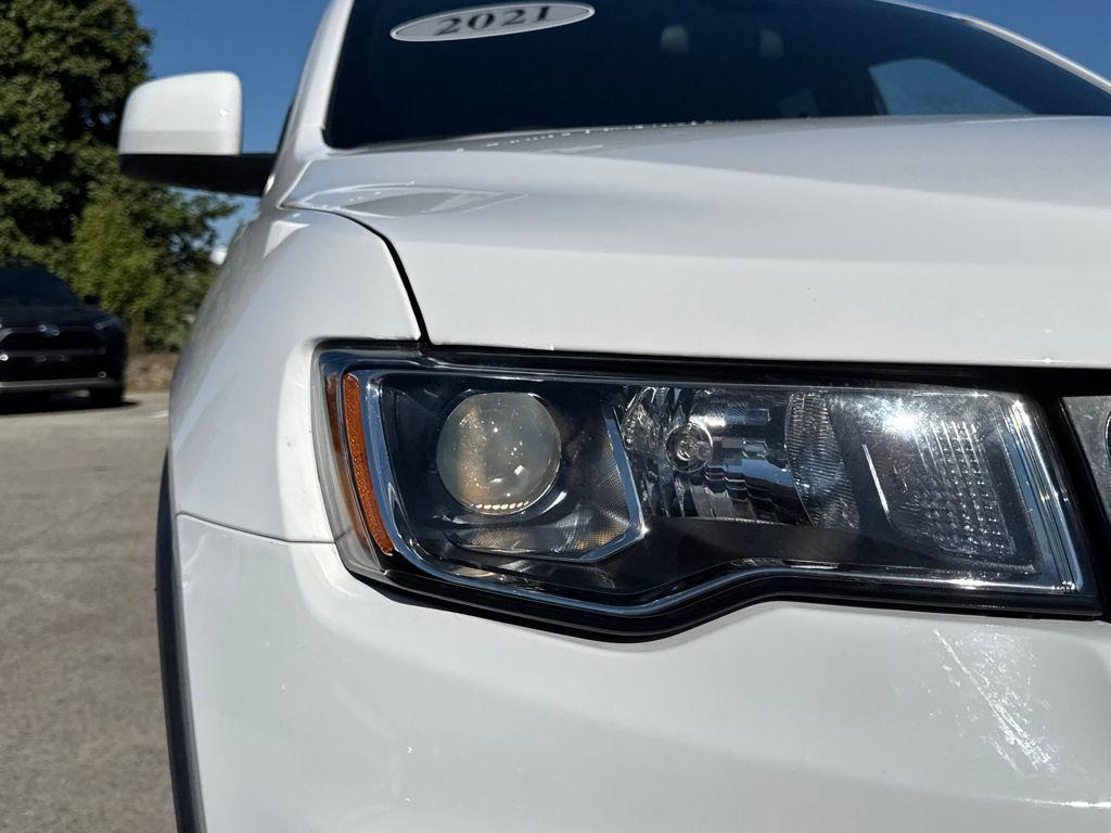 used 2021 Jeep Grand Cherokee car, priced at $20,997