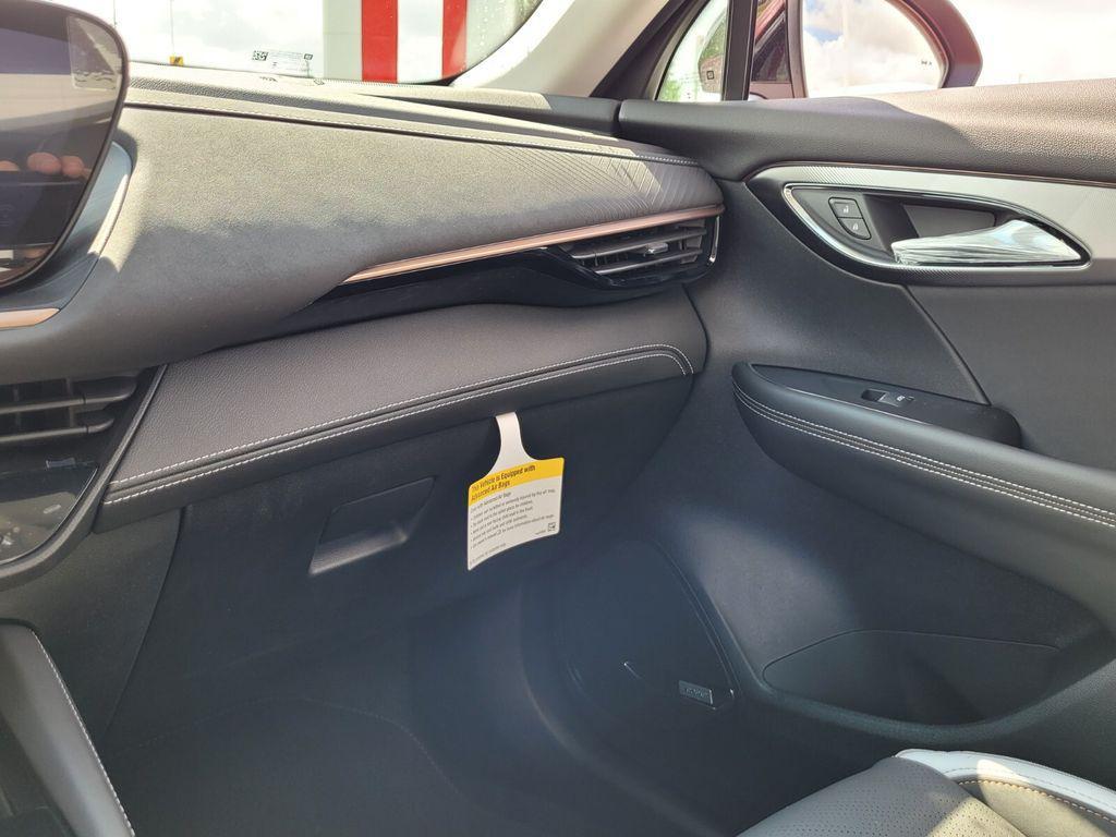 new 2025 Buick Envision car, priced at $39,118