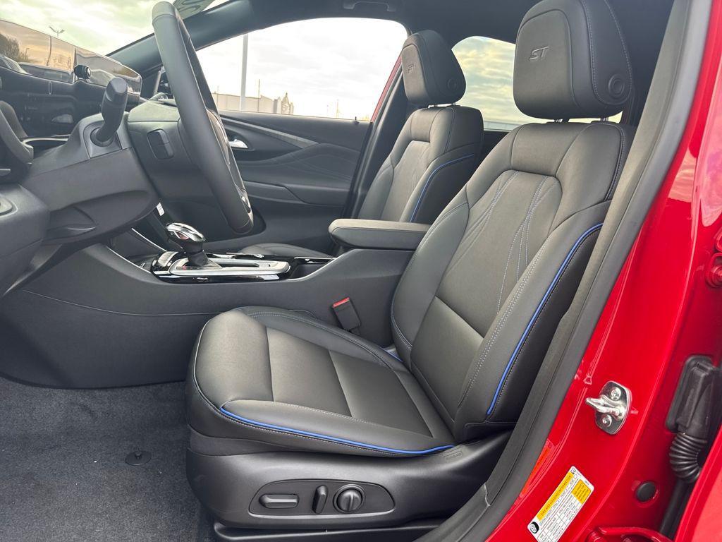 new 2026 Buick Envista car, priced at $30,777