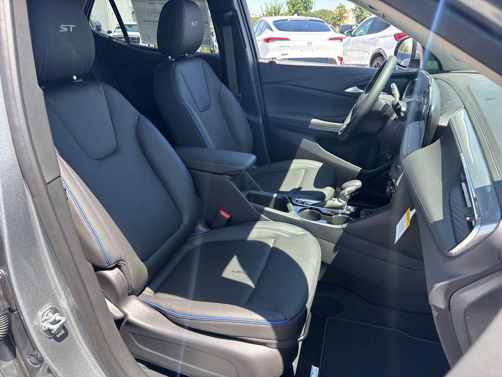 new 2026 Buick Encore GX car, priced at $30,558
