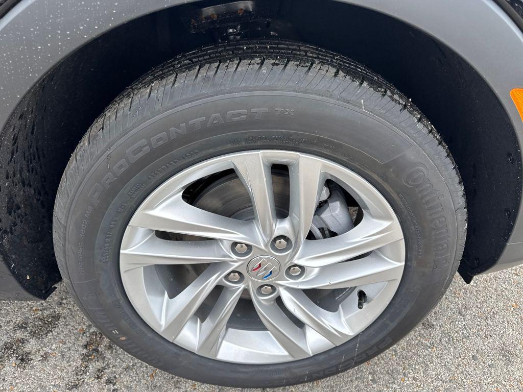 new 2026 Buick Envista car, priced at $27,504