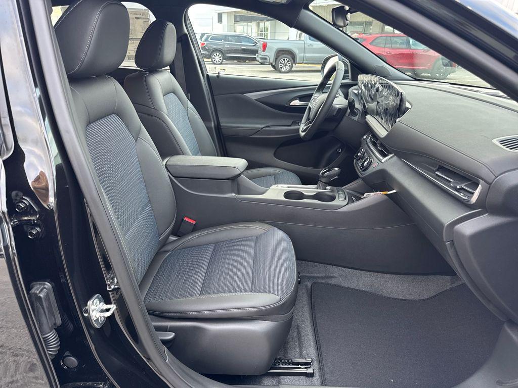new 2026 Buick Envista car, priced at $27,504