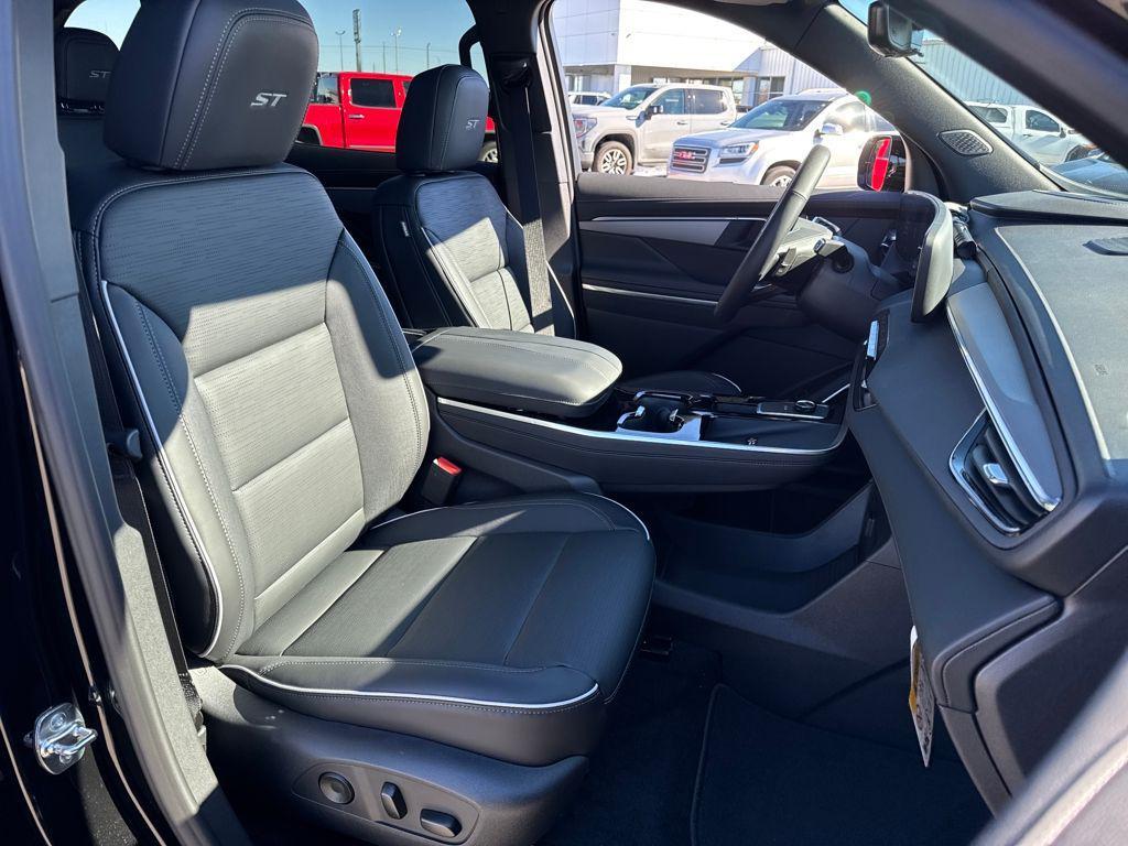 new 2026 Buick Enclave car, priced at $54,124